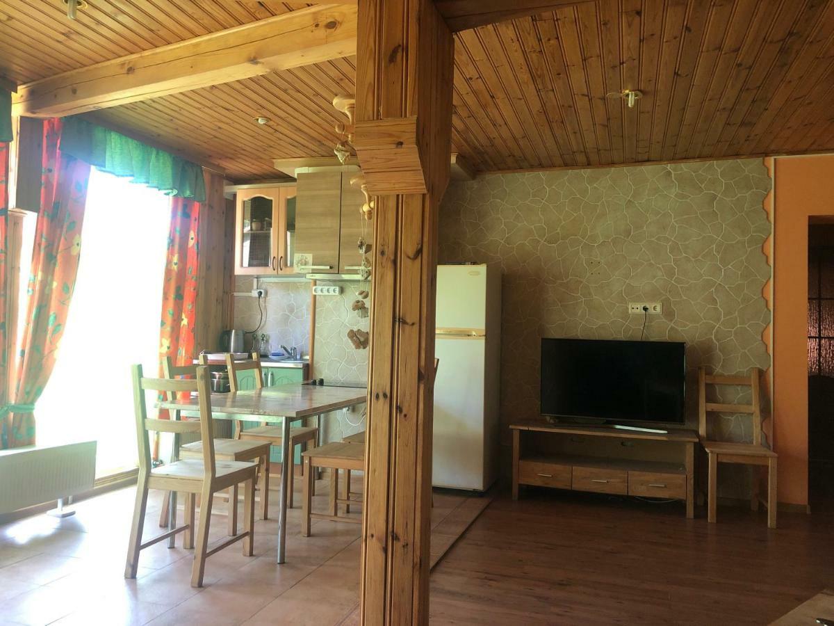 Guest House Eco Home Jūrkalne المظهر الخارجي الصورة